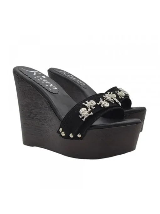ZEPPA NERA CON TESCHI...