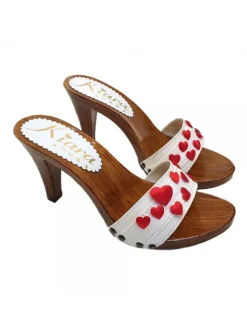 ZOCCOLI CON CUORI LIMITED...