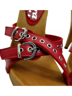 ZOCCOLI CON FASCE ROSSE E...