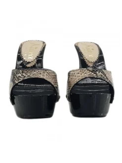 ZOCCOLI CON FASCIA IN PELLE...