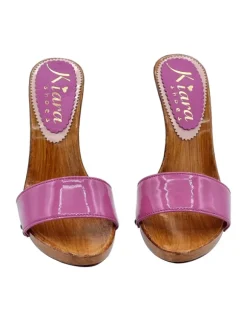 Zoccoli fucsia in vernice e...