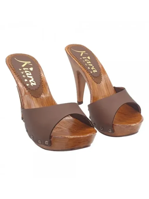 ZOCCOLI IN PELLE MARRONE...