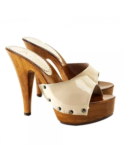 ZOCCOLI IN VERNICE BEIGE...