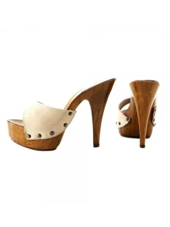 ZOCCOLI IN VERNICE BEIGE...