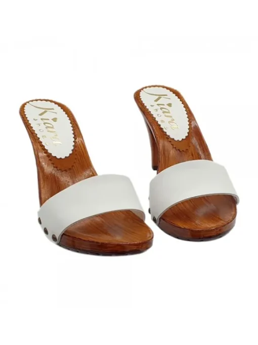 ZOCCOLO CON FASCIA IN PELLE...
