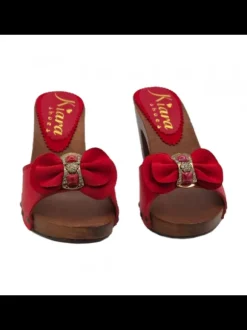 ZOCCOLO CON FASCIA IN PELLE