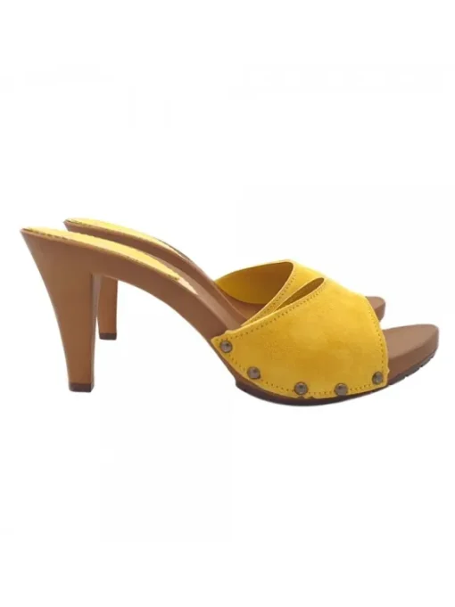 ZOCCOLO IN CAMOSCIO GIALLO...